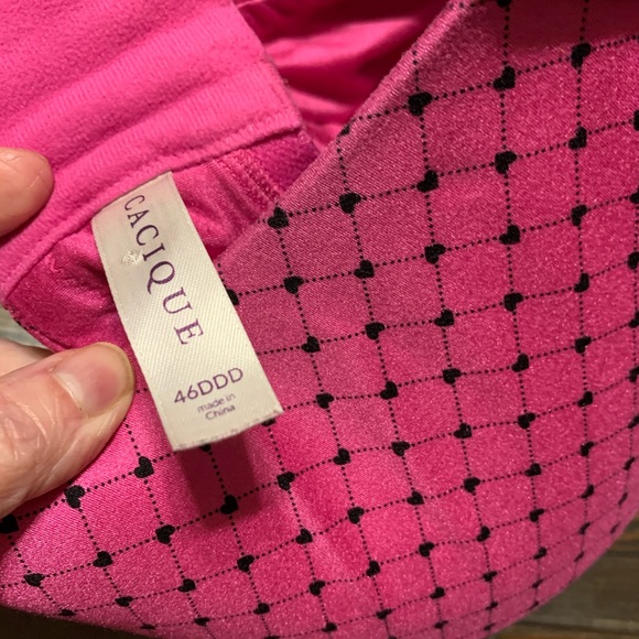 SOLD!!  Pink & Black Cacique 46DDD Underwire Bra - Picture 3 of 12